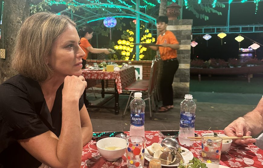 Private tour: Hoi An Evening Foodie Tour By Electric Scooter